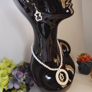 White Acrylic Bead Necklace Set